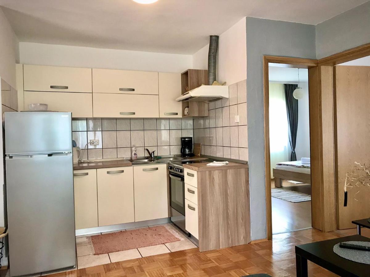 Apartment Gabriela Rakovica Eksteriør billede