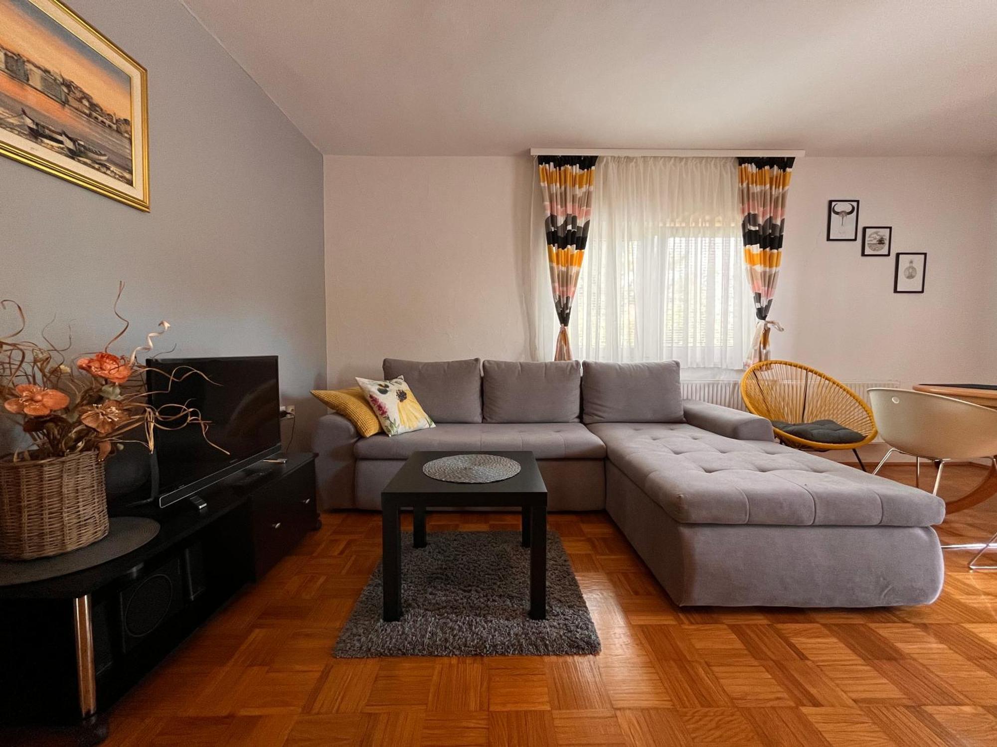 Apartment Gabriela Rakovica Eksteriør billede